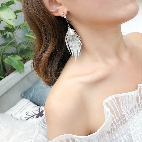 Korean Retro Asymmetric Butterfly Imitation Pearl Earrings Fashion Round Flower Brincos Long Statement Wings Earrings Jewelry™